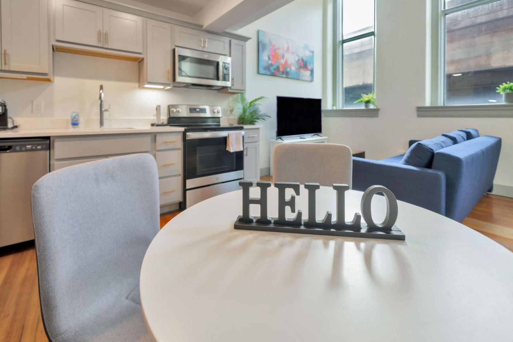 Bright And Modern Loft In # 209 * Louisville